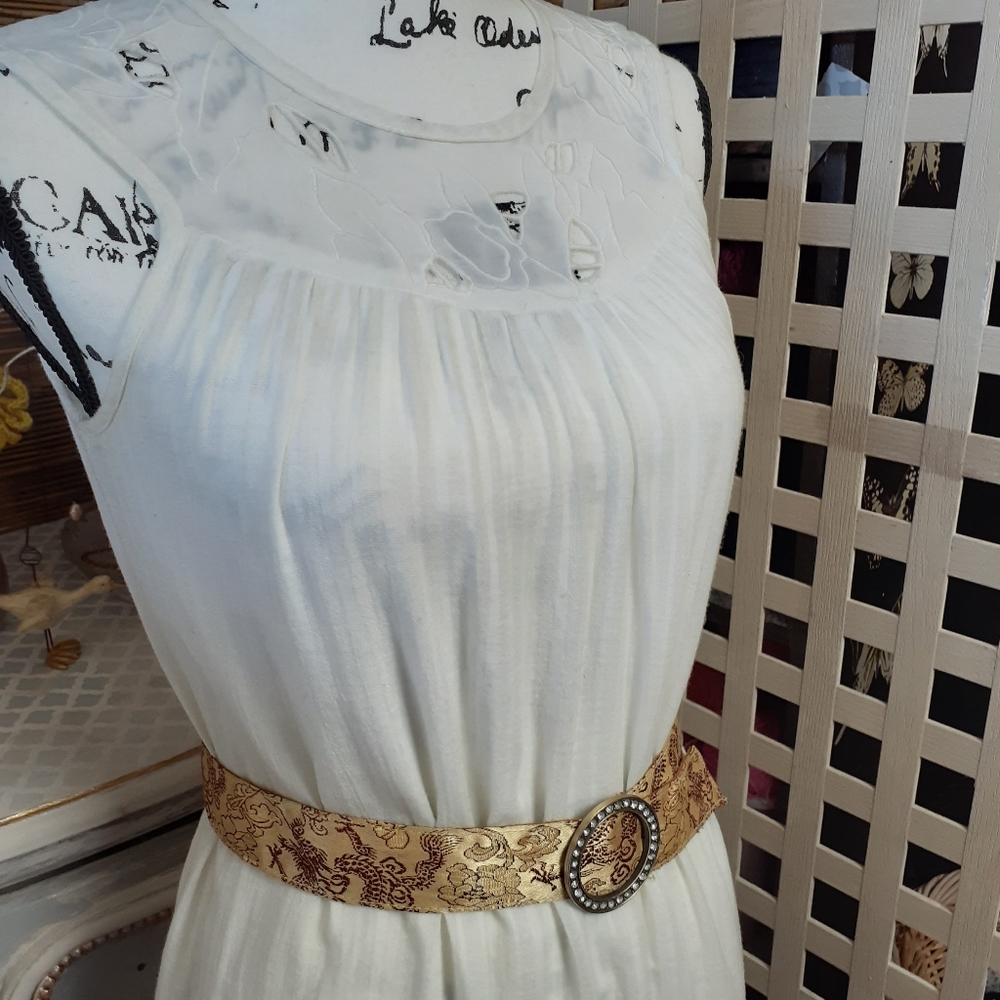 Ella Miss White Sleeveless Dress - Picture 2 of 7